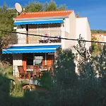 Seaside House Okrug Gornji, Ciovo - 8645 * Трогир