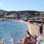 Seaside House Okrug Gornji, Ciovo - 8645 Дом отдыха *